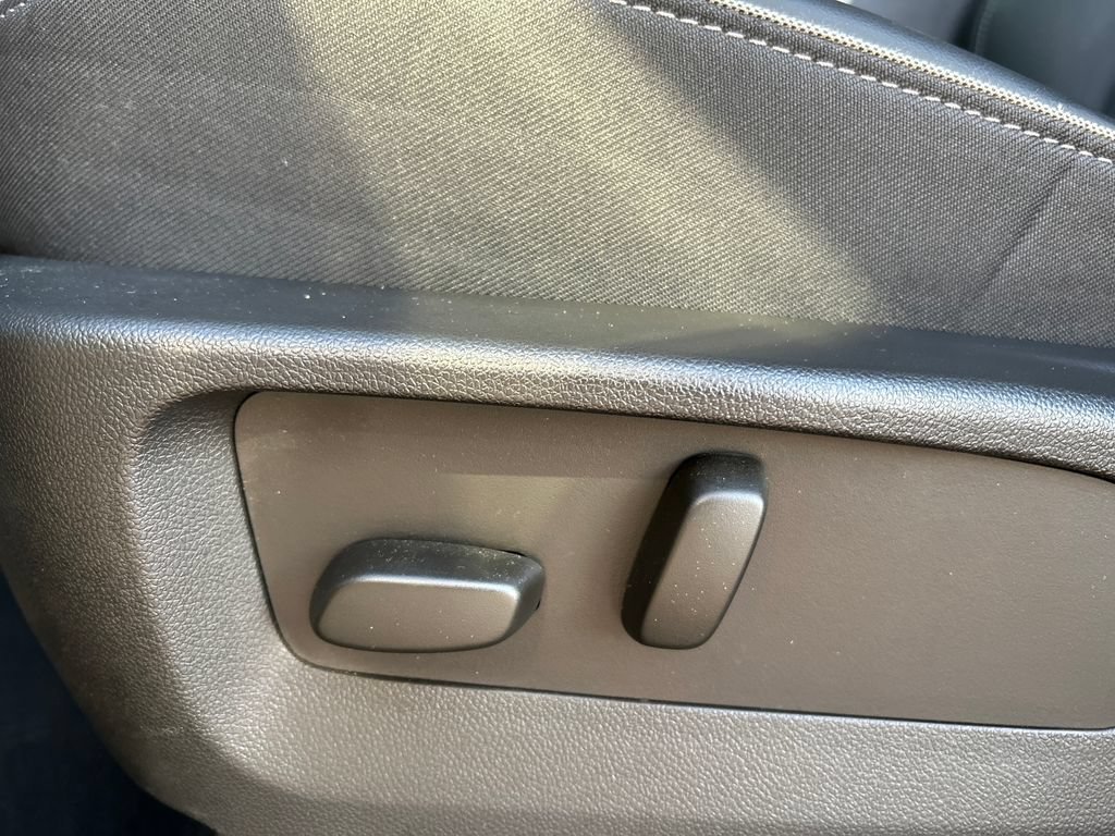 2023 Buick Envision Essence - Photo 20