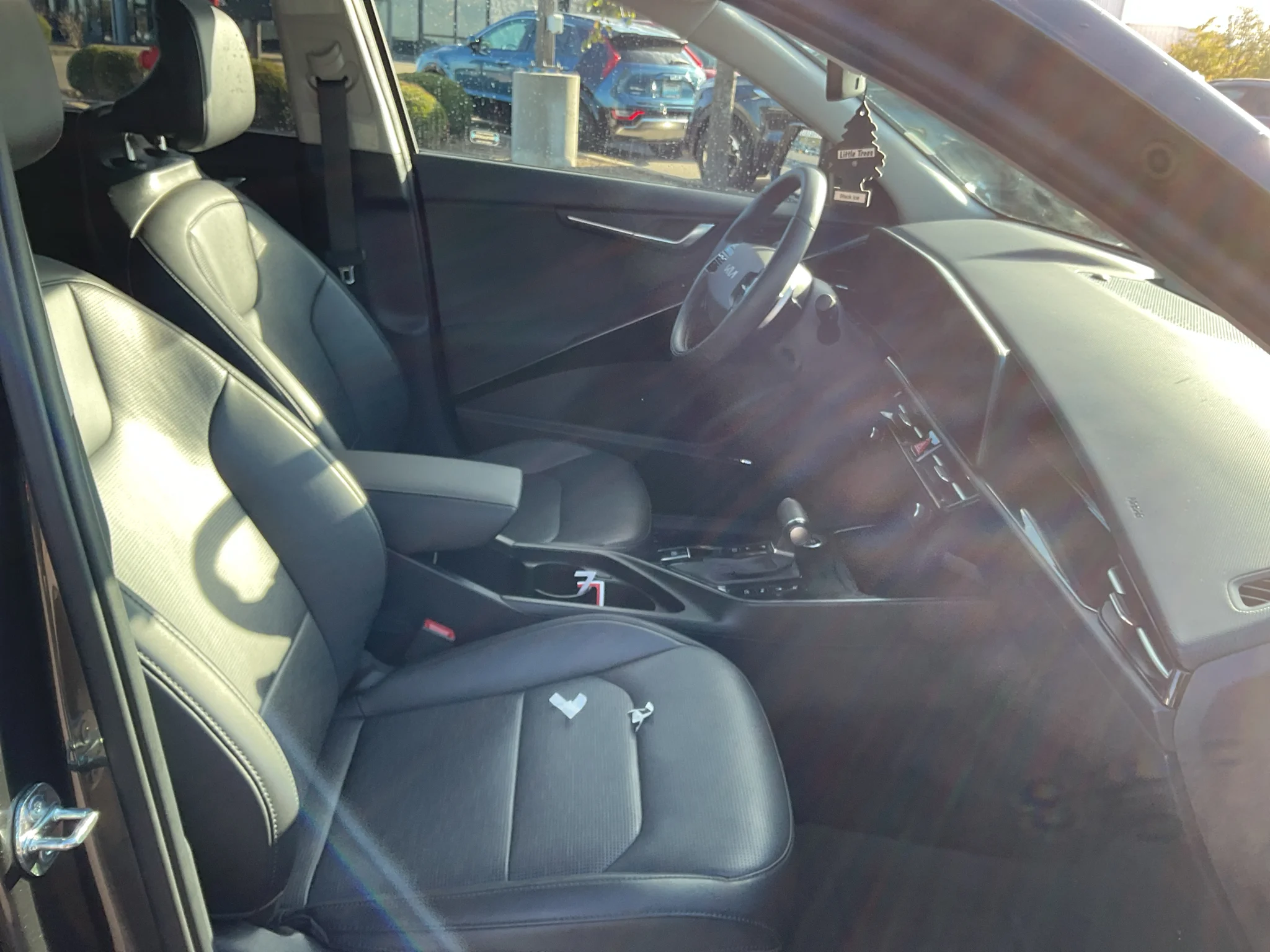 Certified Used 2025 Interstellar Gray Kia SX image 12