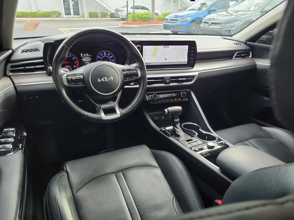 Used 2023 Silver Kia EX image 10
