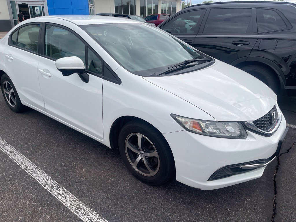 Used 2015 Taffeta White Honda SE image 3