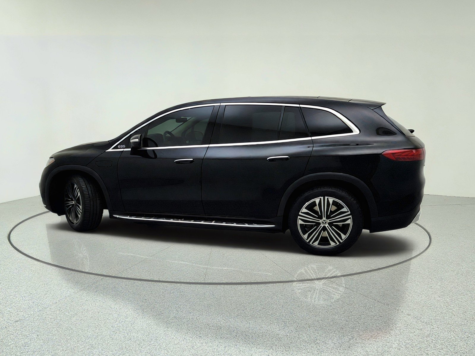 Certified Used 2024 Black Mercedes-Benz EQS 450+ image 13