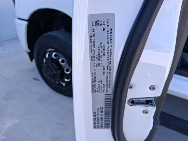 New 2026 Bright White Clear-Coat Exterior Paint RAM Laramie image 28