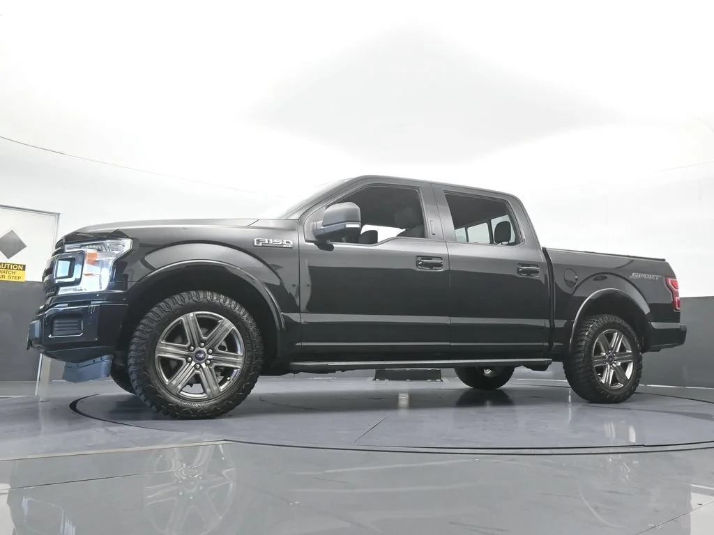Used 2020 Black Ford XL image 52