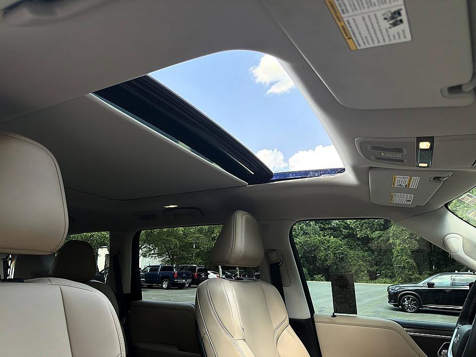 Certified Used 2025 Grand Blue INFINITI PURE image 19