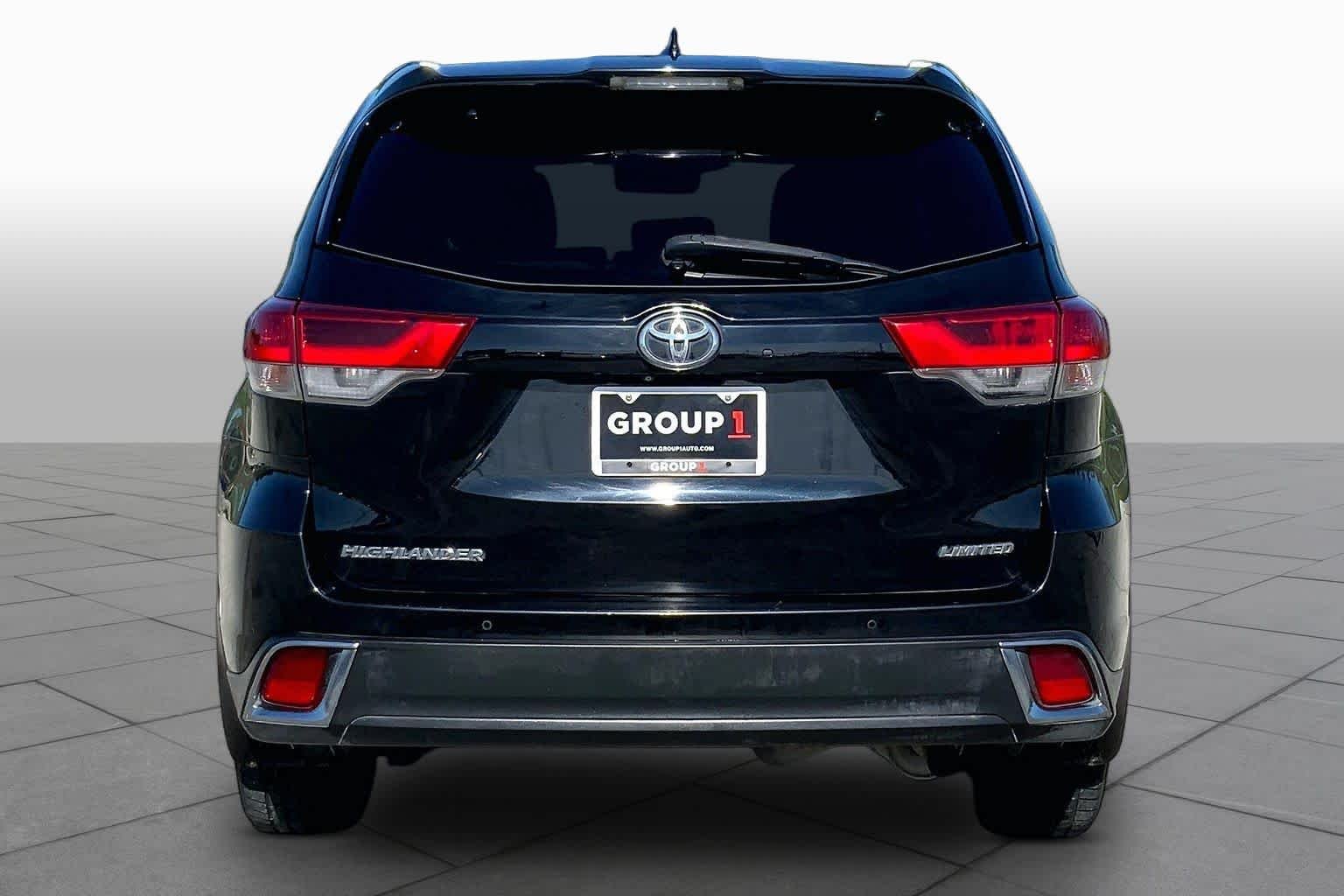 Used 2019 Midnight Black Metallic Toyota Limited Platinum image 5