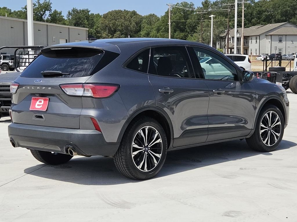 Used 2022 Gray Ford SE image 8