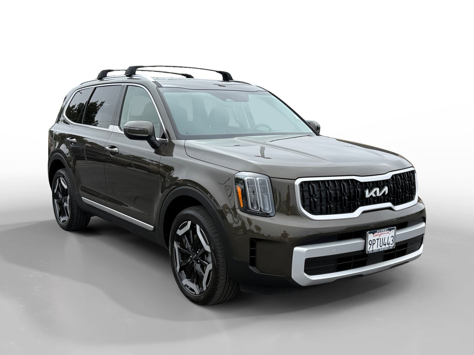 Certified Used 2025 Moss Kia EX image 7
