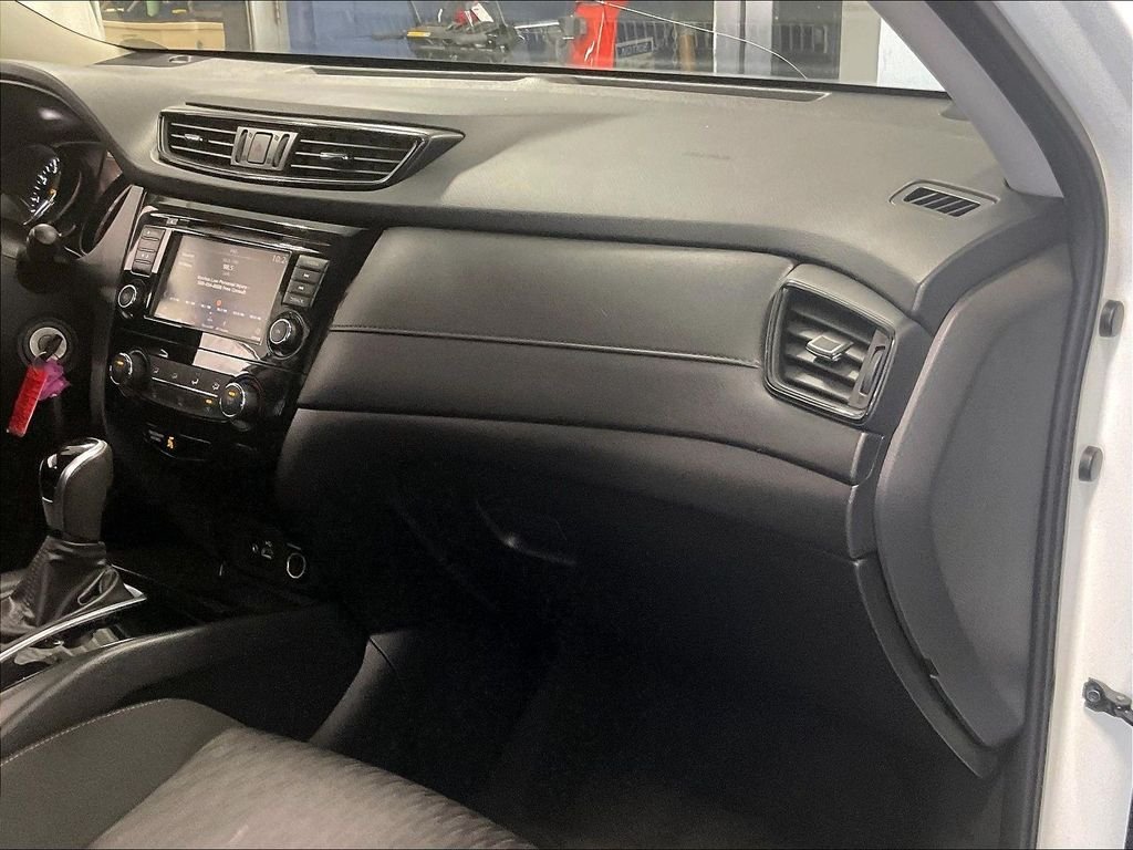 Used 2020 White Nissan S image 13