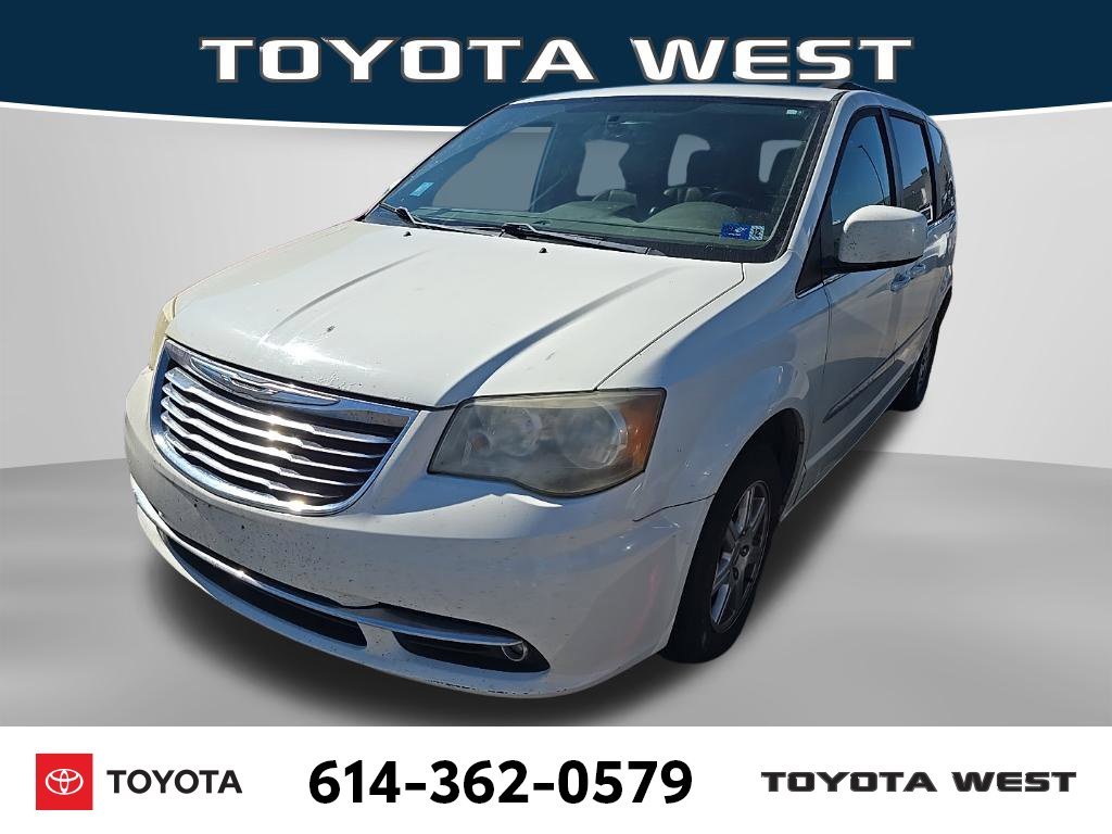 Used 2012 White Chrysler Touring image 3