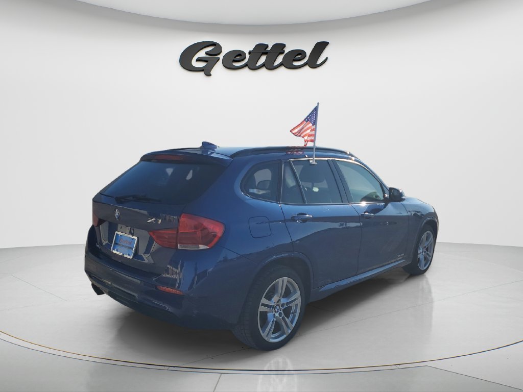 Used 2013 Blue BMW xDrive35i image 4