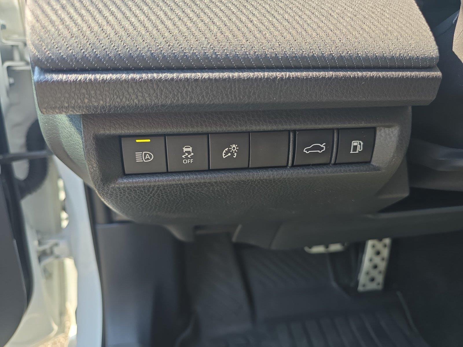 Used 2025 Ice Cap Toyota SE image 23