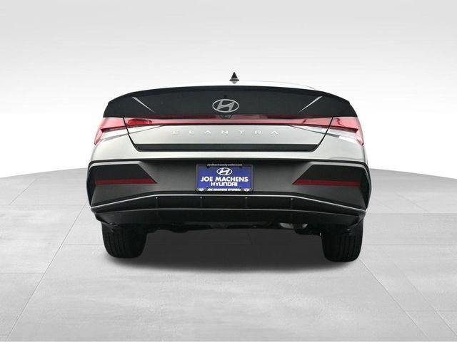 New 2026 Gray Hyundai SEL Sport image 34