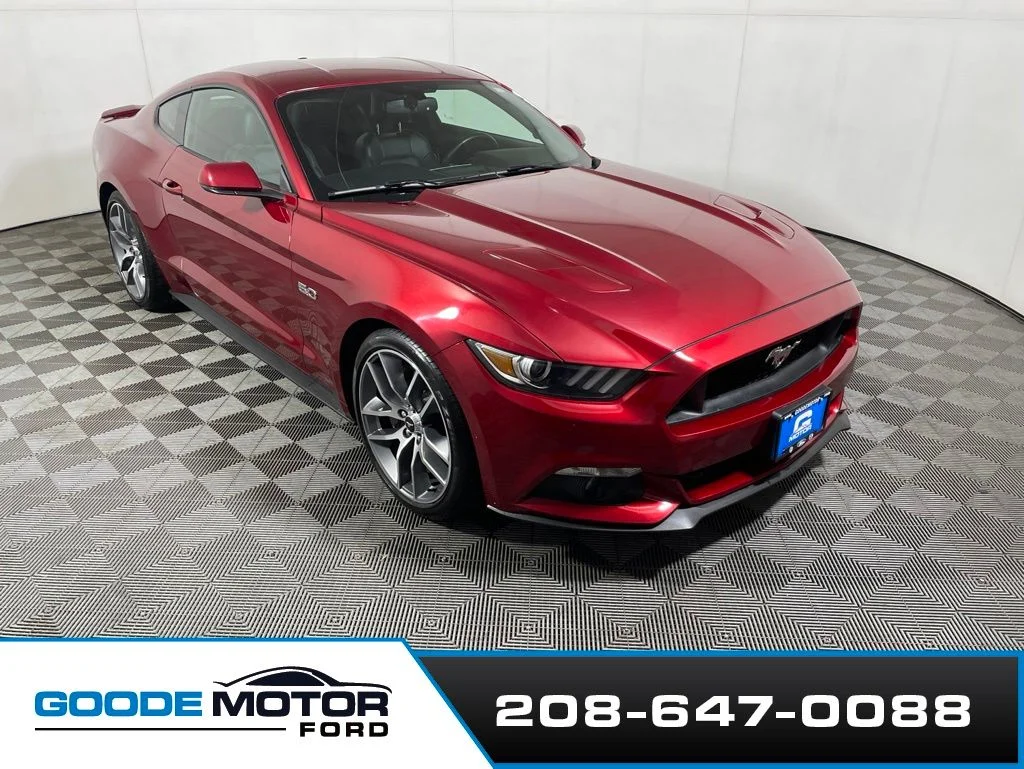 2015 Ford Mustang GT Coupe Premium's photo