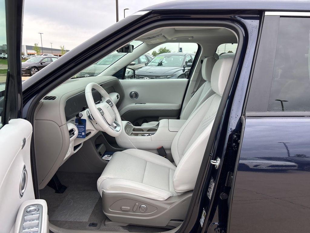 New 2026  Hyundai SEL Premium FWD image 17