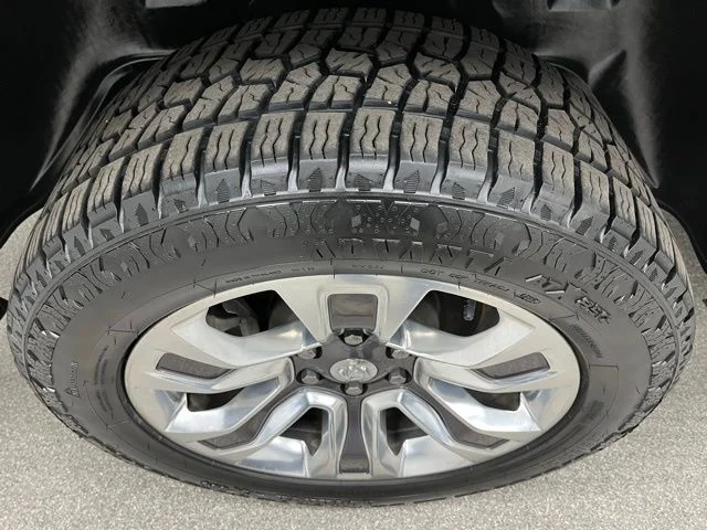 Used 2022 White Ram Limited image 17