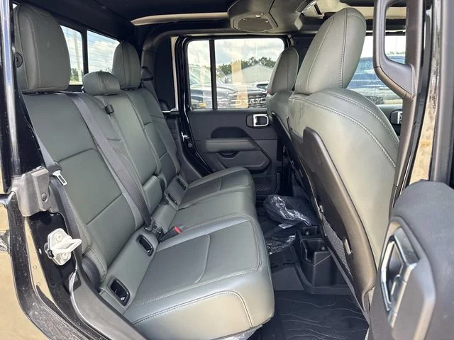 New 2026 Black Jeep Mojave X image 12