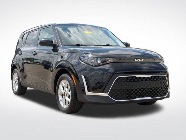 2024 Kia Soul 2.0L LX IVT's photo