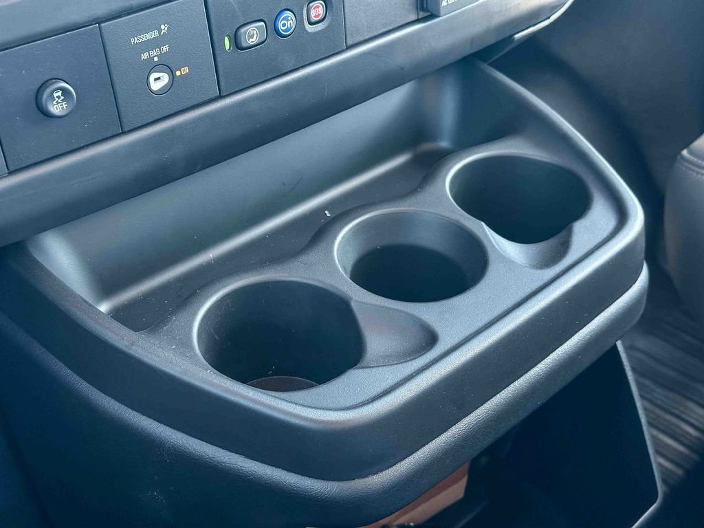 2025 Chevrolet Express Cargo Work Van - Photo 22