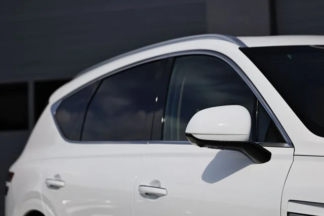 Used 2024 Alta White Genesis 3.5T image 3