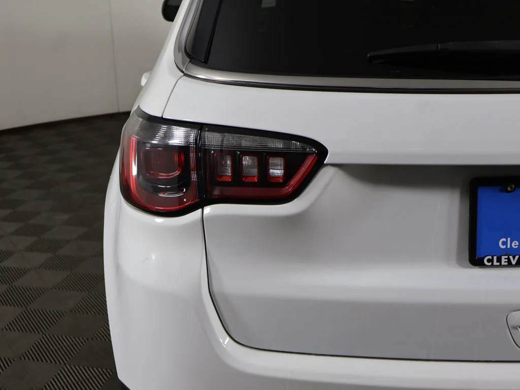 Used 2024 Bright White Clearcoat Jeep Limited image 14