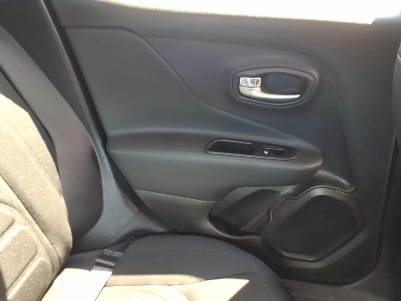 Certified Used 2022 Black Clear Coat Jeep Latitude image 21
