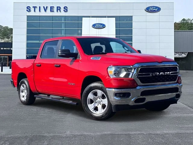 2023 RAM 1500 Big Horn/Lone Star Crew Cab 5'7's photo