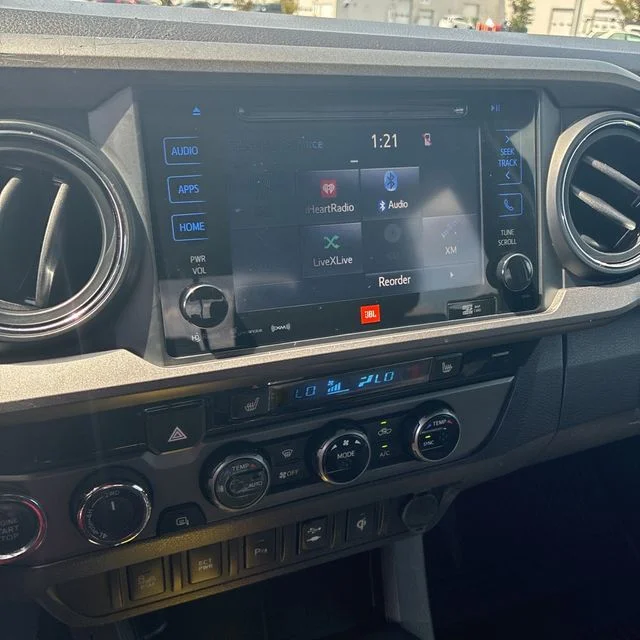 Used 2017 Super White Toyota TRD Off-Road image 11