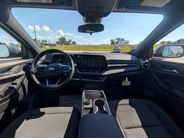 2027 Chevrolet Equinox LT - Photo 12