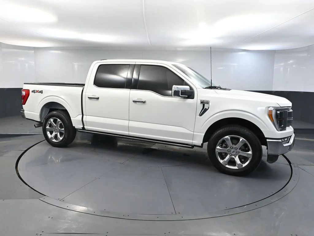 Certified Used 2023 White Ford Lariat image 4