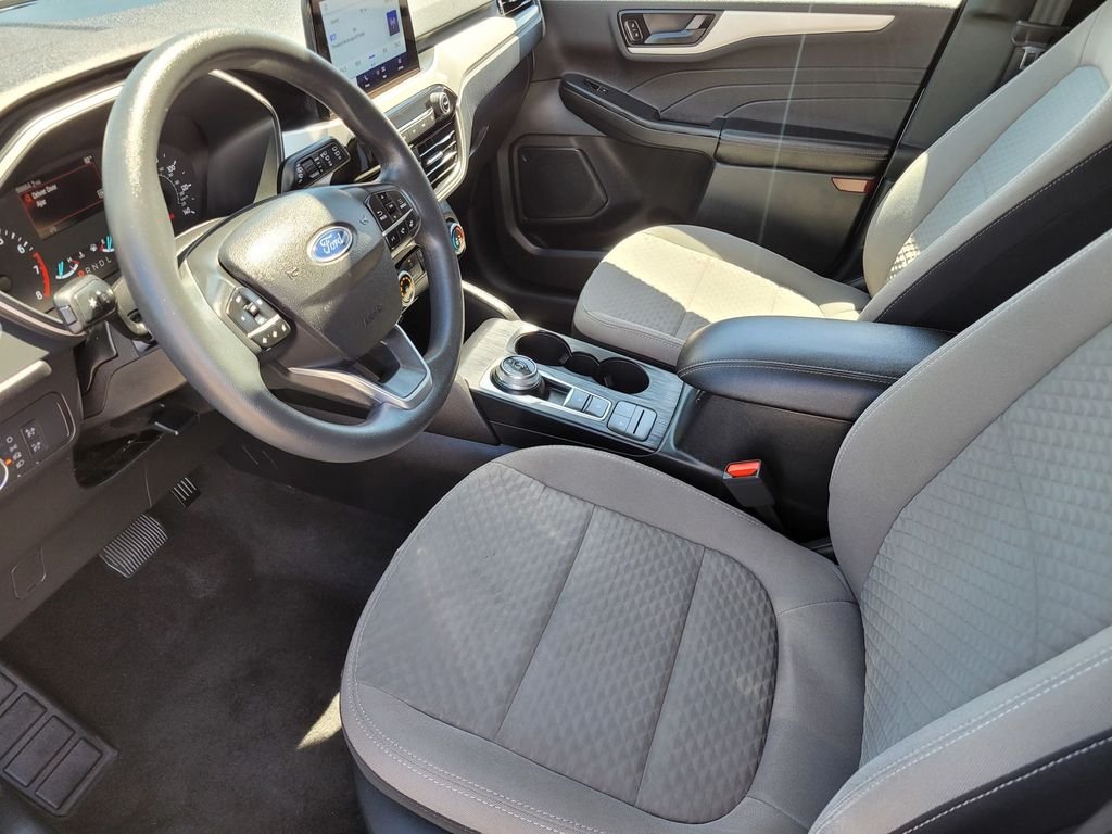 Used 2022 White Ford SEL image 15