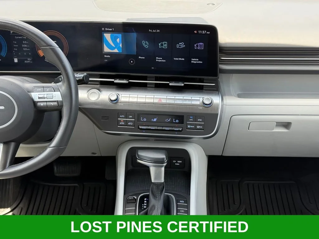 Used 2025 Black Hyundai SEL image 24