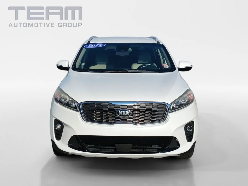 Used 2019 White Kia EX image 2