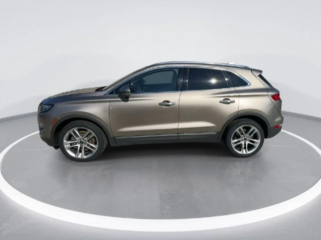 Used 2019 Brown Lincoln Reserve image 4