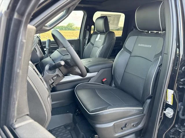 New 2027 Diamond Black Crystal Pearl-Coat Exterior Paint RAM Laramie image 11
