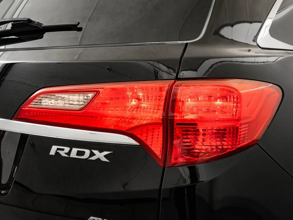 Used 2014 Black Acura Technology Package image 9