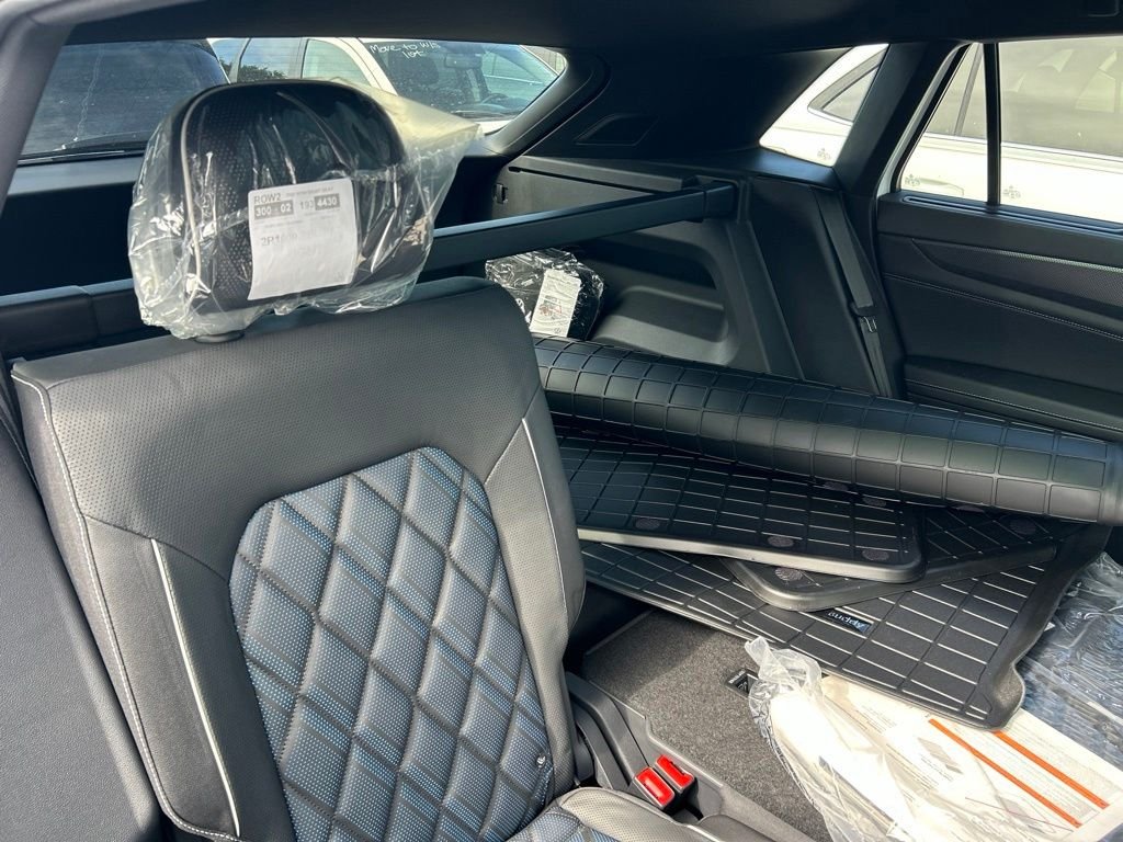 New 2026 White Volkswagen 2.0T SEL Premium R-Line image 49