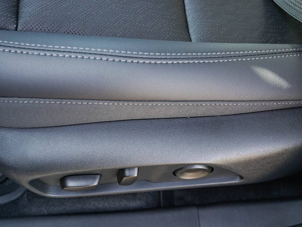 New 2027 Sterling Gray Metallic Chevrolet LT image 19