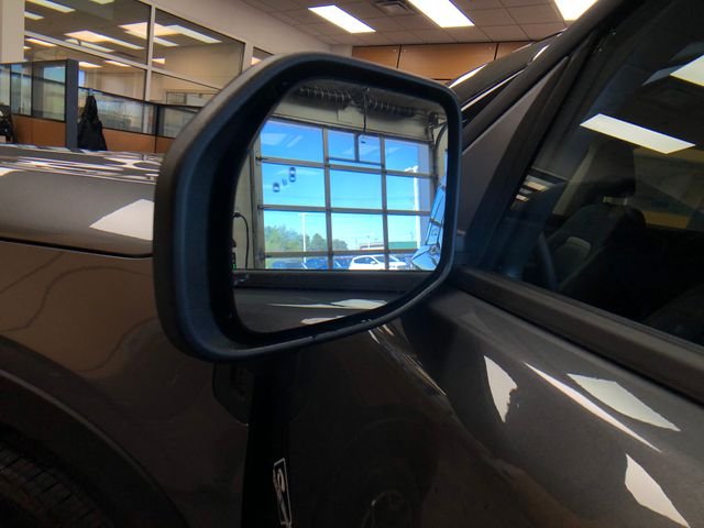 New 2026 Carbonized Gray Metallic Ford Outer Banks® image 21