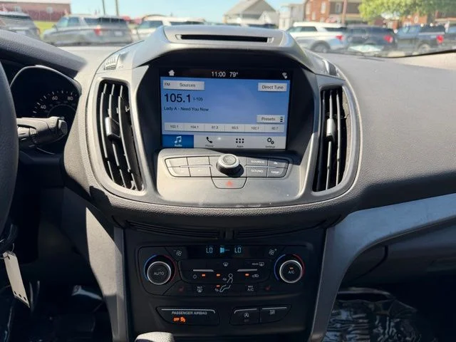 Certified Used 2018 Blue Metallic Ford SE image 17