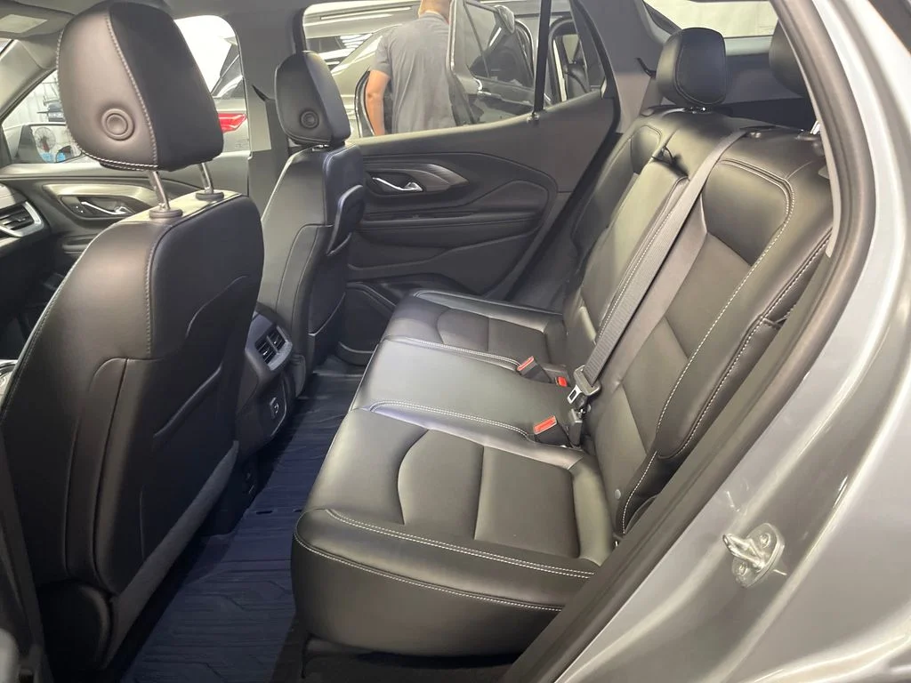 Used 2023 Silver GMC SLT image 21