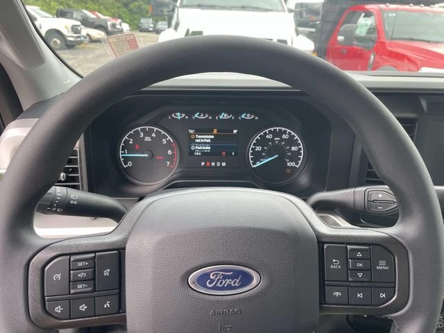 New 2026 Avalanche Ford F-350® XLT image 11