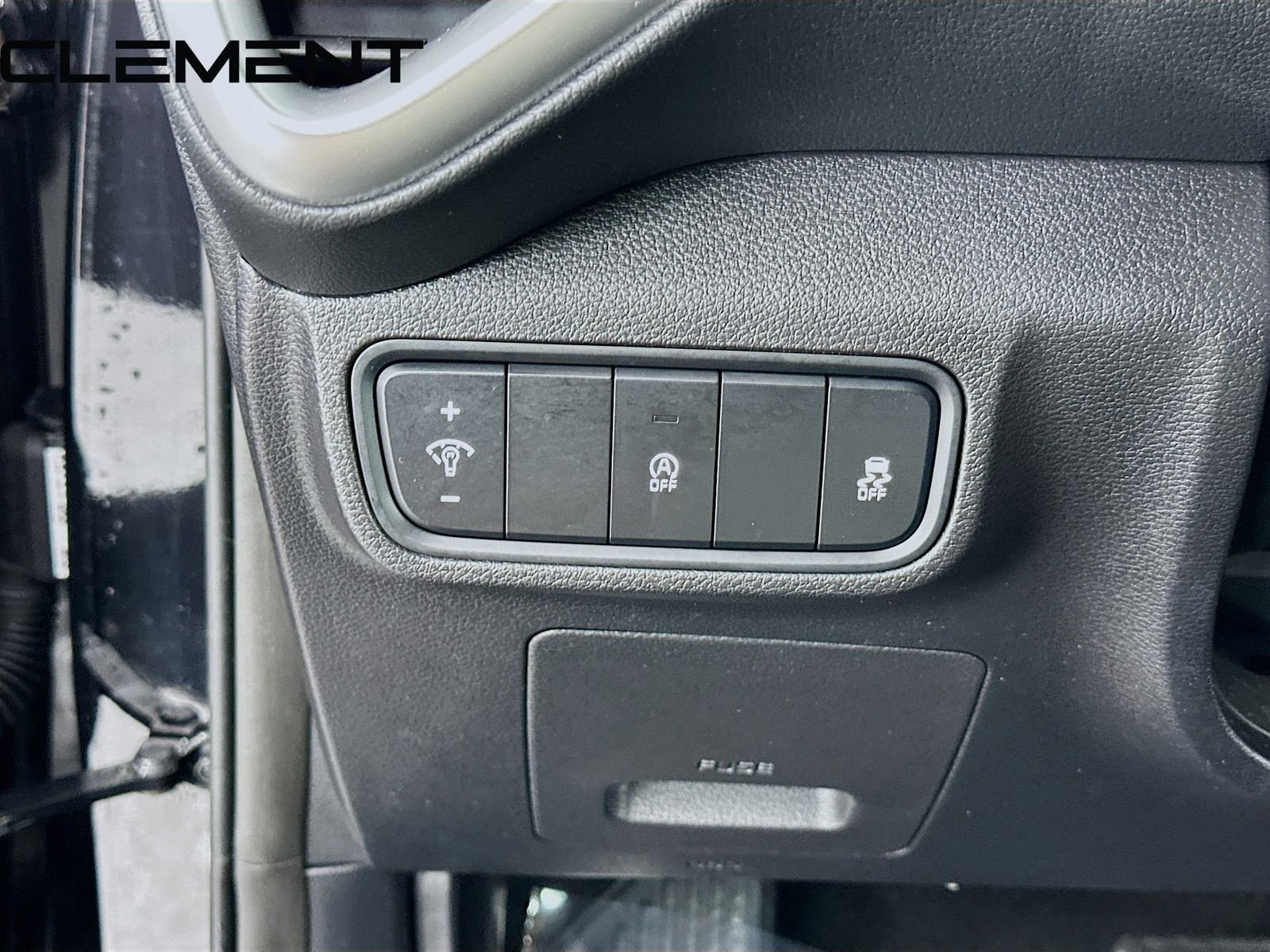 Used 2020 Black Kia LX image 13
