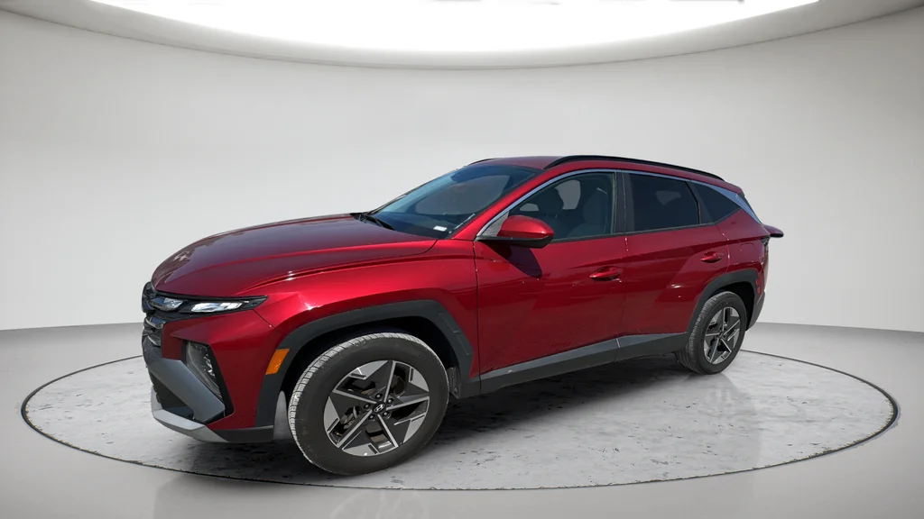 Used 2025 Red Hyundai SEL image 12