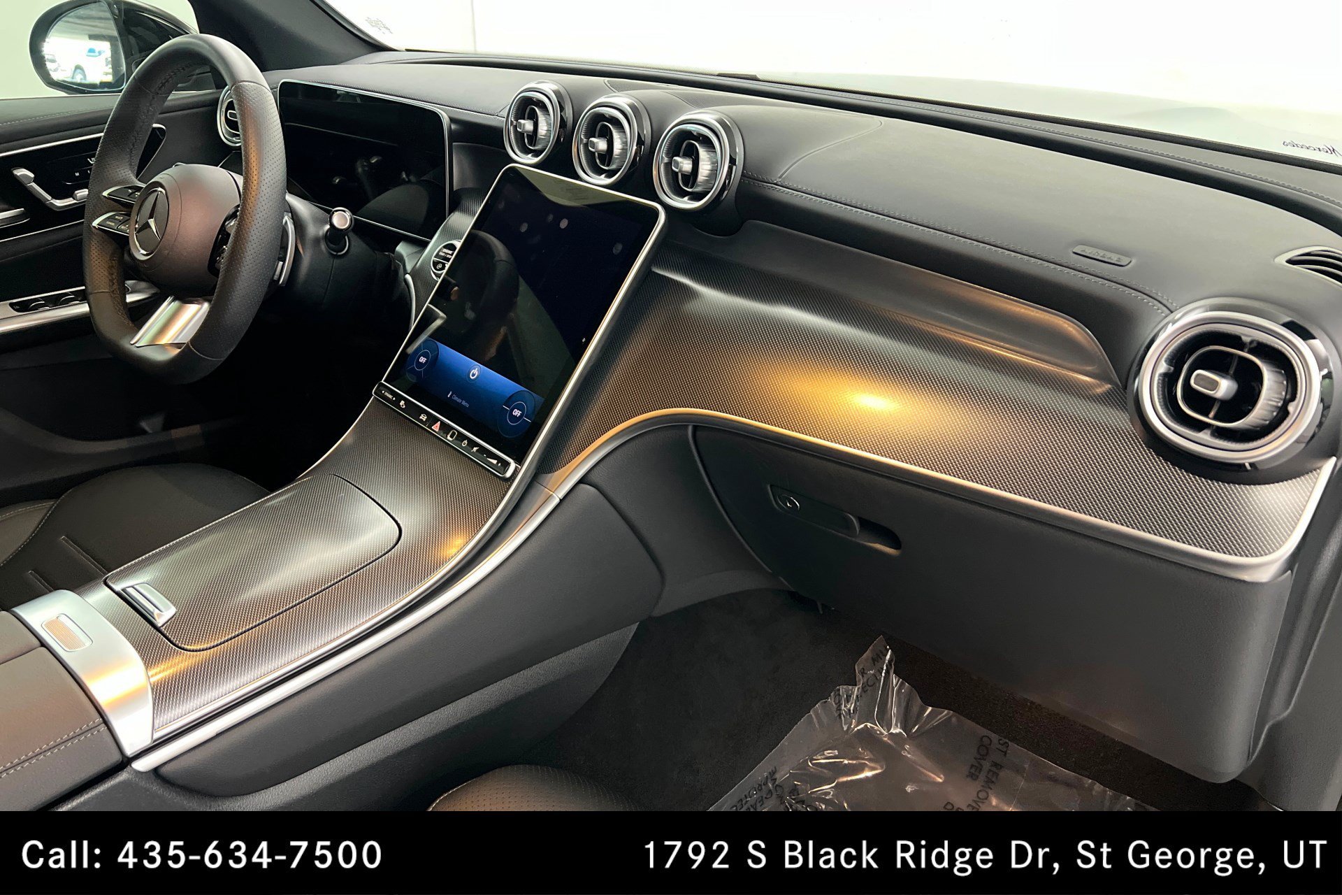 Certified Used 2026 Black Mercedes-Benz GLC 300 image 25