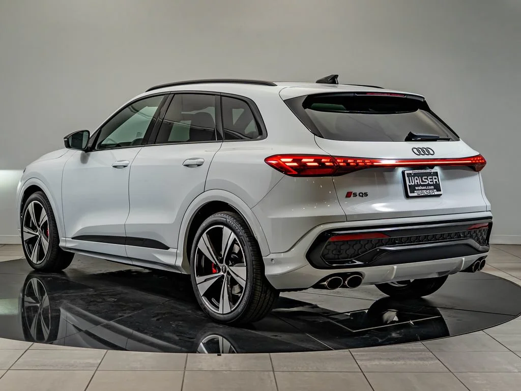 New 2026 Glacier White Metallic Audi Premium Plus image 7