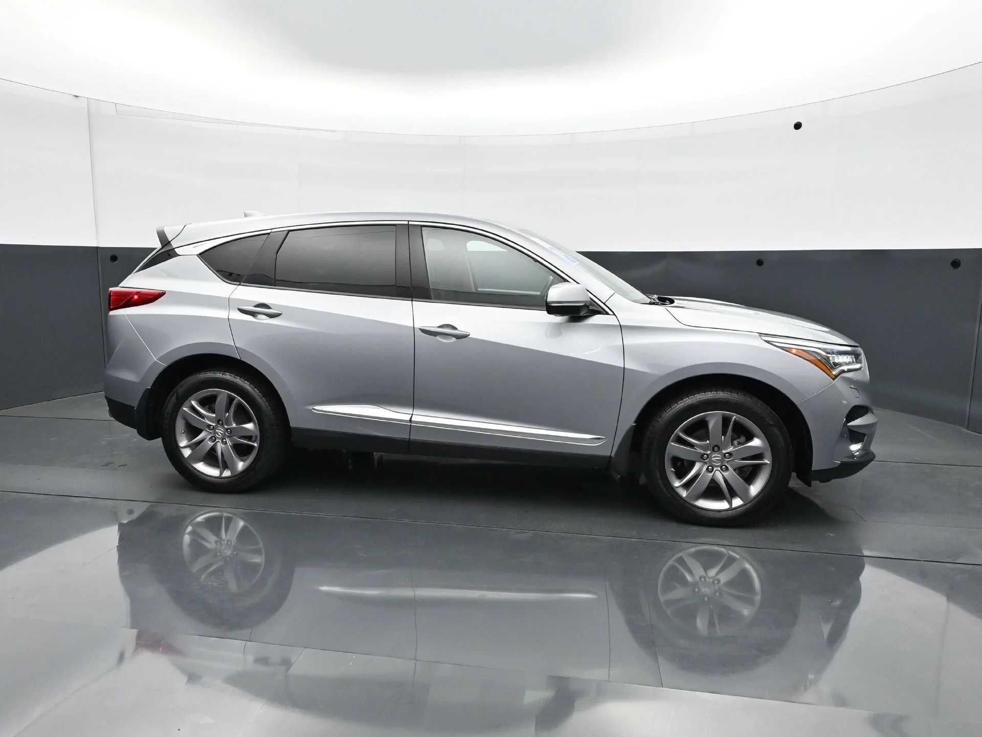 Used 2021 Silver Acura Platinum Elite AWD image 9