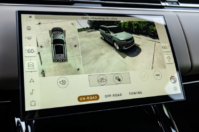 New 2027 Fuji White Land Rover Dynamic SE image 30