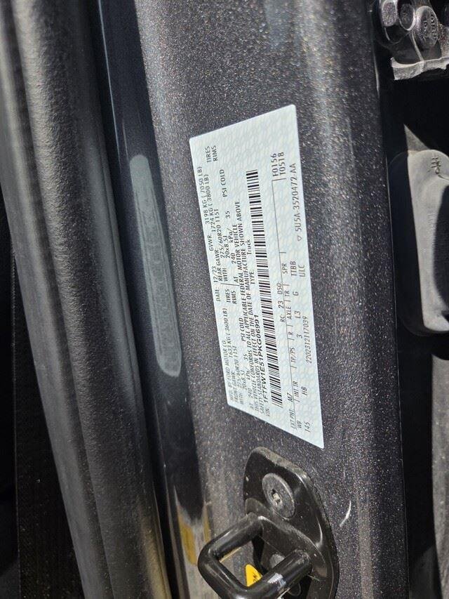 Used 2023 Carbonized Gray Metallic Ford LARIAT image 37