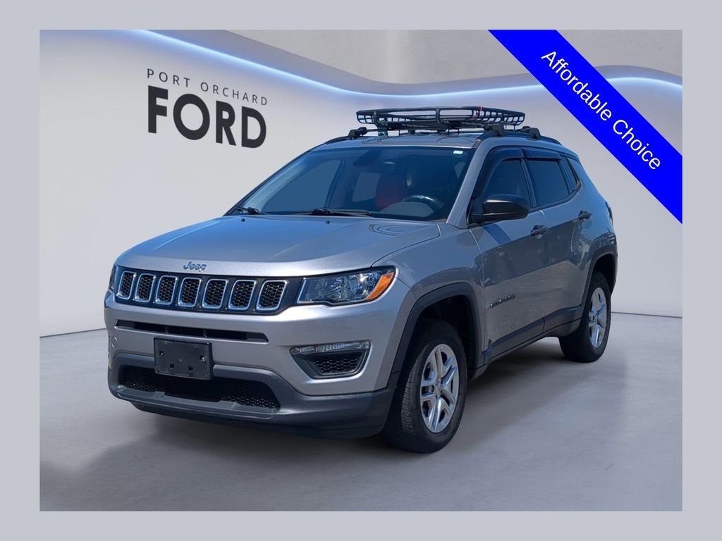 Used 2018 Silver Jeep Sport image 1