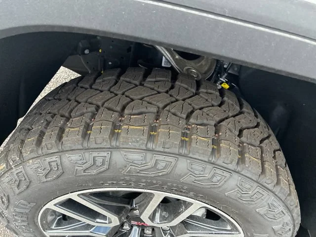 2026 GMC Sierra 1500 AT4 - Photo 31